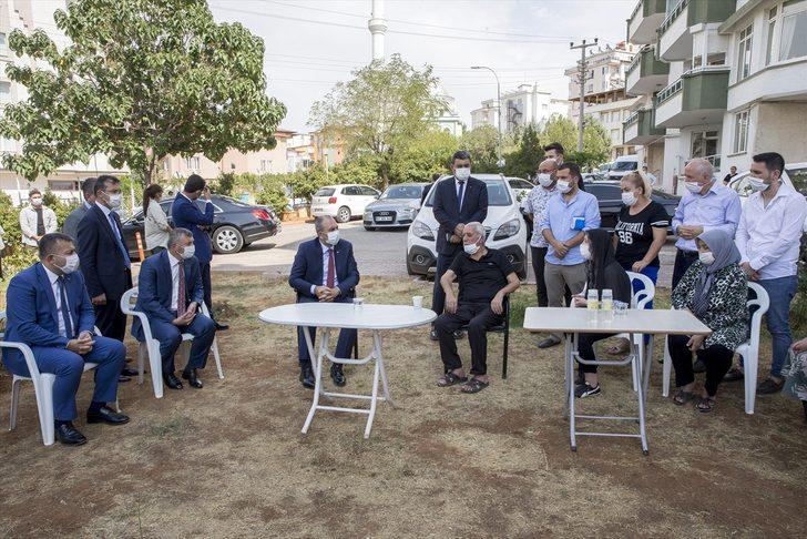 Adalet Bakanı Gül'den yaşamını yitiren adliye çalışanının ailesine taziye ziyareti G1