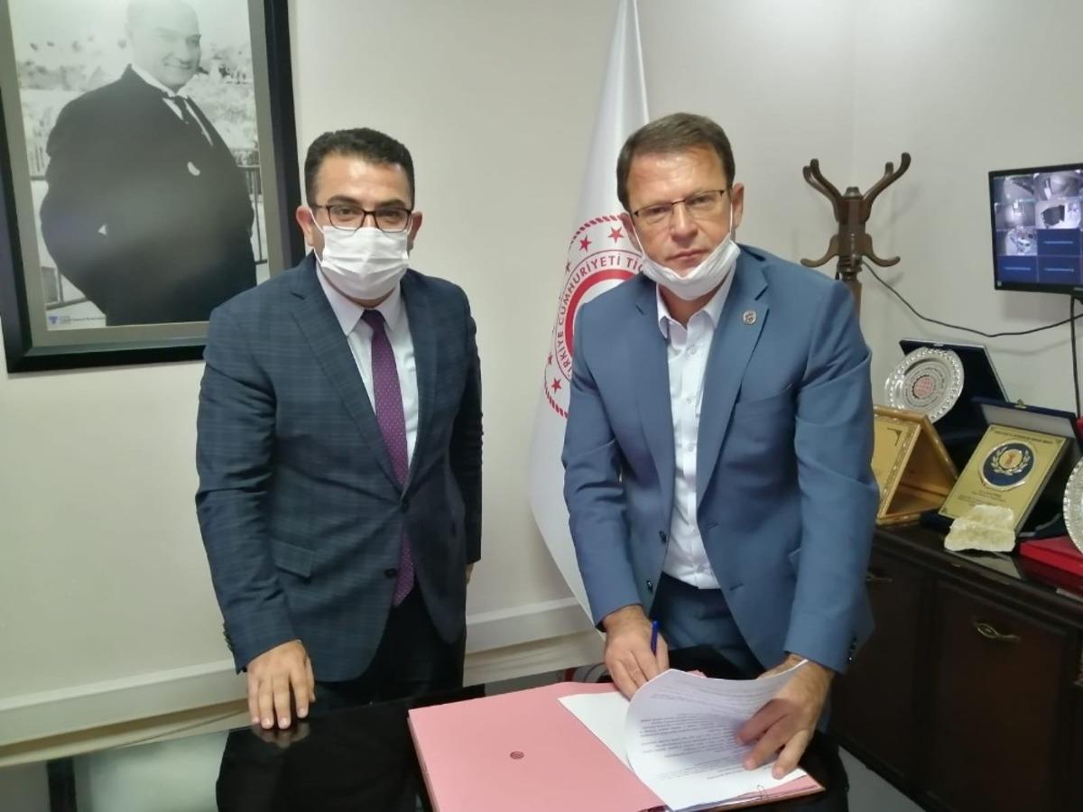 Samandağ Kadın Girişimi &Uuml;retim ve İşletme Kooperatifi&rsquo;ne 97 bin 350 lira hibe