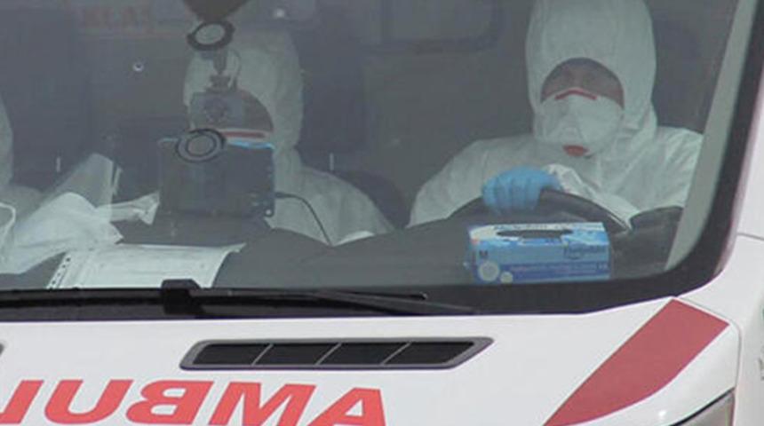 Afyonkarahisar Valisi duyurdu! Sokağa &ccedil;ıkan temaslı ilk vaka, yurda yerleştirildi  