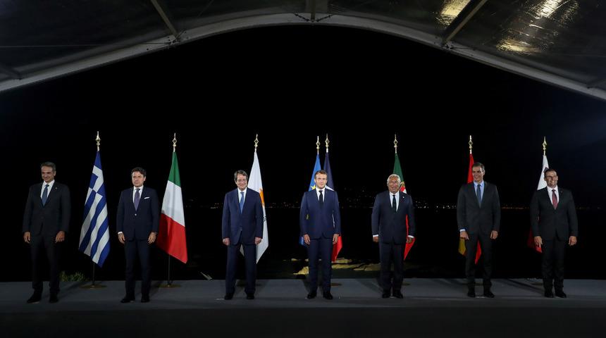 Macron'dan bir k&uuml;stah a&ccedil;ıklama daha!