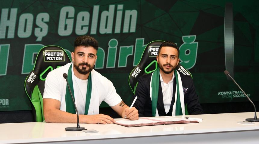 Adil Demirbağ, 3 yıllığına Konyaspor'da