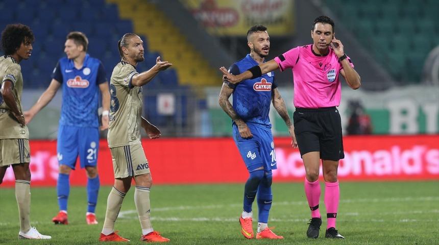 Çaykur Rizespor Başkanı Hasan Kartal: Bu hakem değil, bunu sokakta bulup getirmişler