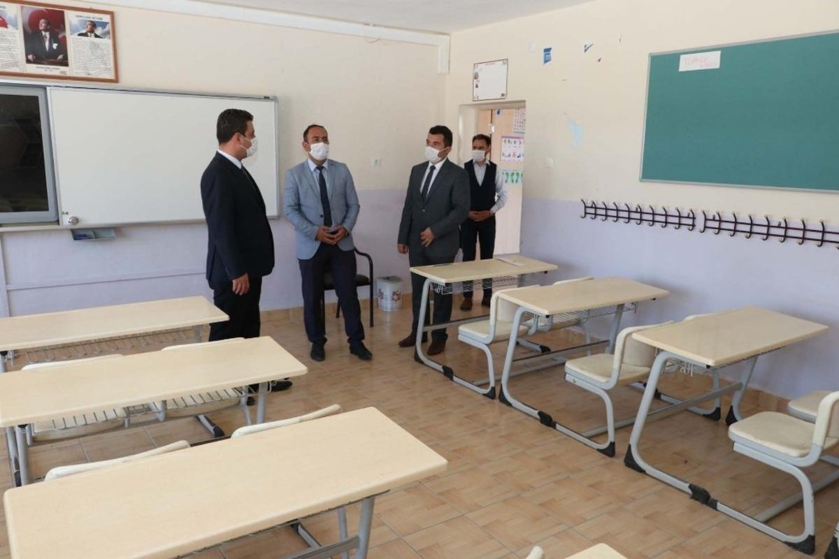 Savaş&ccedil;ı: &ldquo;Okullarımızı g&uuml;venle a&ccedil;acağız&rdquo;