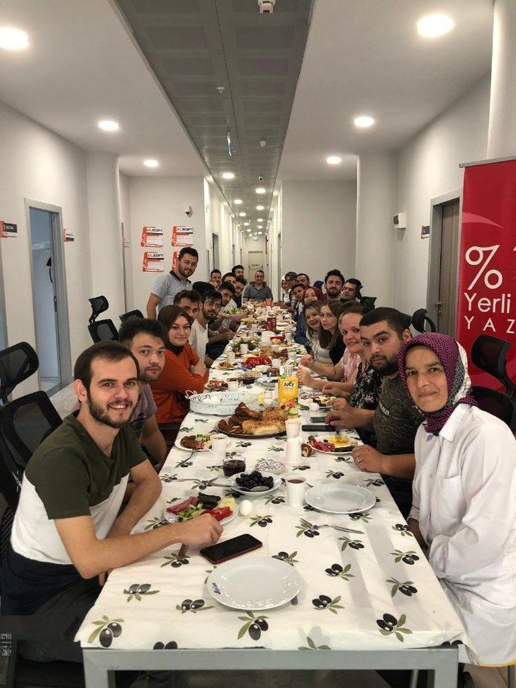 Bilsoft ekibi uzun bir süre sonra bir araya geldi G4