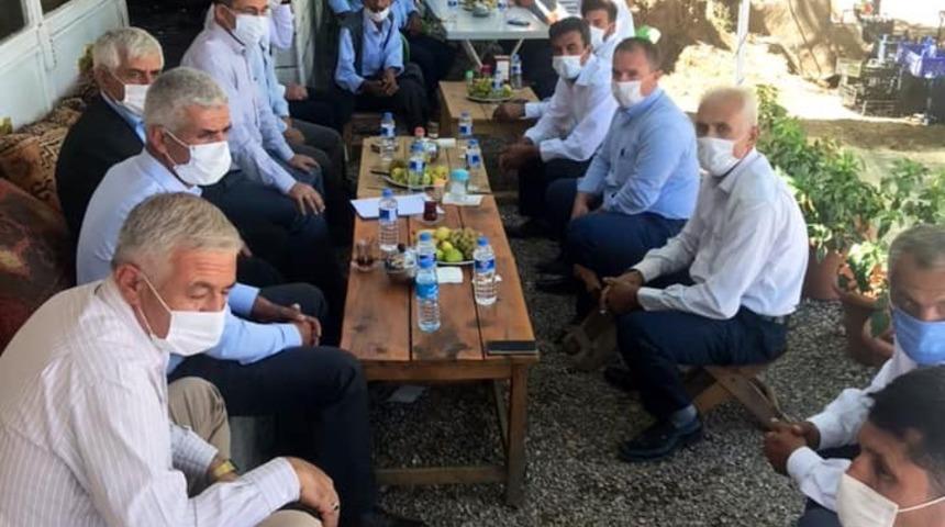 Başkan Dağtekin, muhtarlarla t&uuml;t&uuml;ndeki kooperatifleşmeyi konuştu