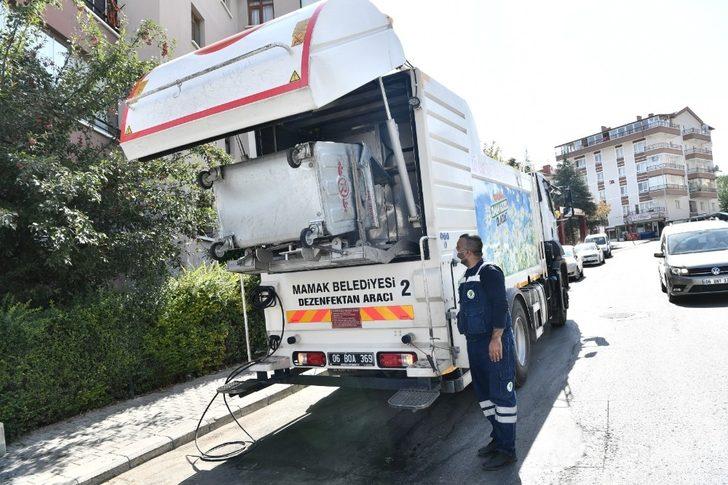 Mamak Belediyesi çöp konteynerlerini dezenfekte ediyor G2