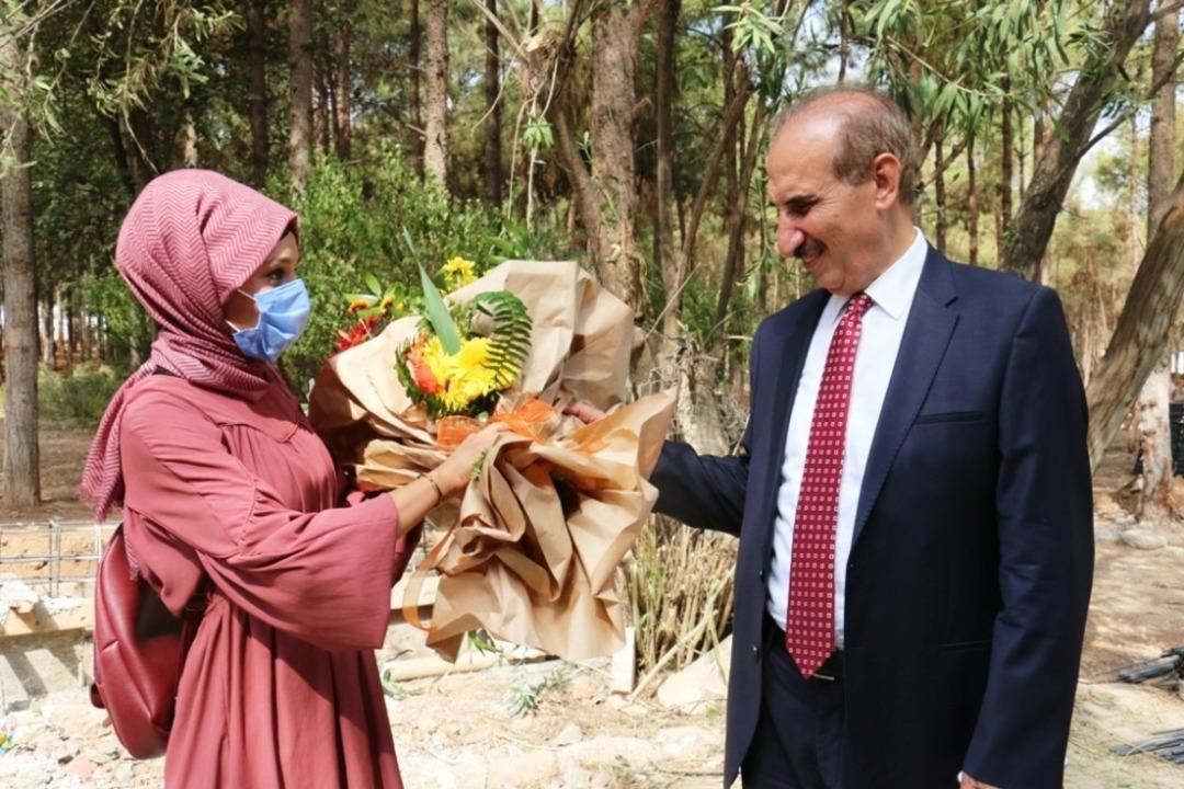 Başarılı &ouml;ğrencilerden Yal&ccedil;ınkaya&rsquo;ya teşekk&uuml;r ziyareti