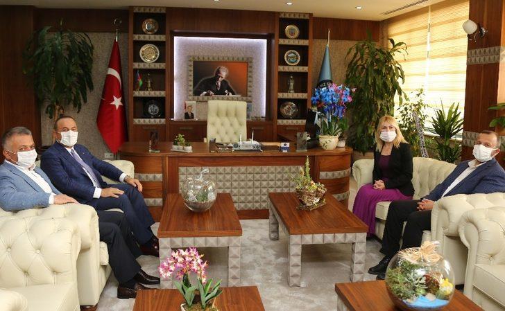 Dışişleri Bakanı Çavuşoğlu’ndan AÜ projelerine tam destek sözü G3