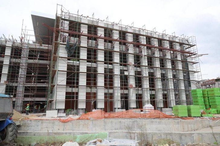 Bakan Kasapoğlu ve Başkan Arısoy buz pistinde incelemelerde bulundu G2