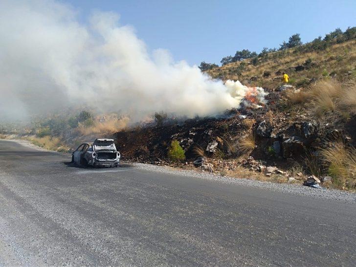 Otomobilde çıkan yangın makilik alana sıçradı G2