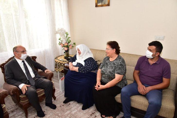 Vali Karadeniz Köprübaşı’nda incelemelerde bulundu G3