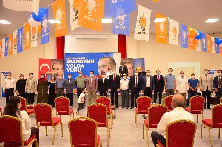 Çavdarhisar’da AK Parti İlçe Başkanı Yaşar Rıdvan Kocaman seçildi G2