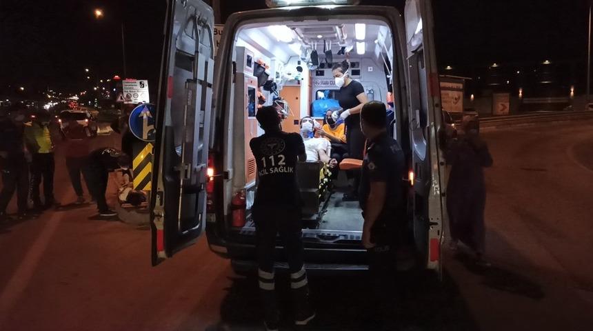 Bursa'da akılalmaz kaza! Düz yolda ters döndü