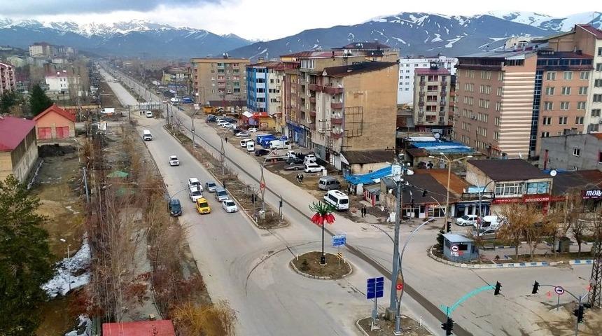 Y&uuml;ksekova&rsquo;da korona vir&uuml;sle m&uuml;cadele &rsquo;g&ouml;r&uuml;nt&uuml;l&uuml; ihbar hattı&rsquo; d&ouml;nemi