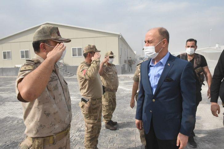 Vali Erin’den Resulayn’daki patlamada yaralılara ziyaret G2