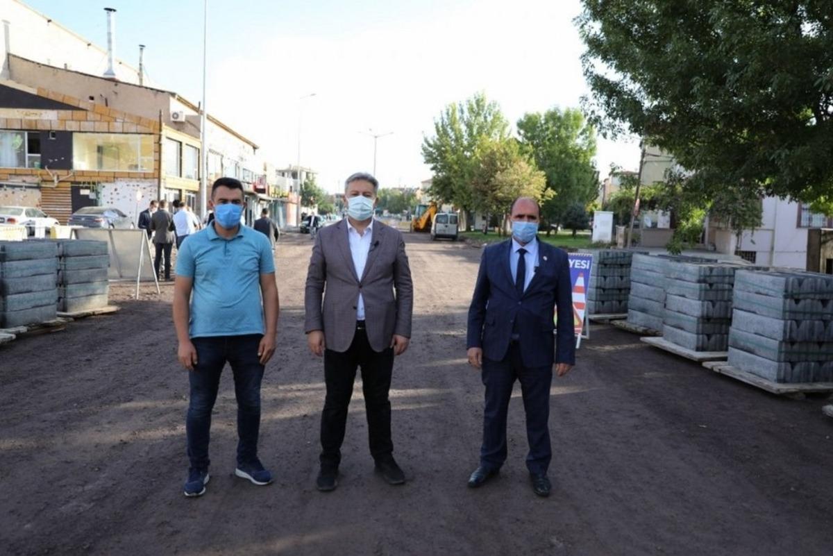 Başkan Dr. Palancıoğlu; &ldquo;Danışmentgazi de yollar seri ve g&uuml;venli hale getiriliyor&rdquo;