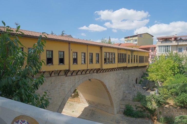 Irgandı Köprüsü’ne turistik düzenleme G2