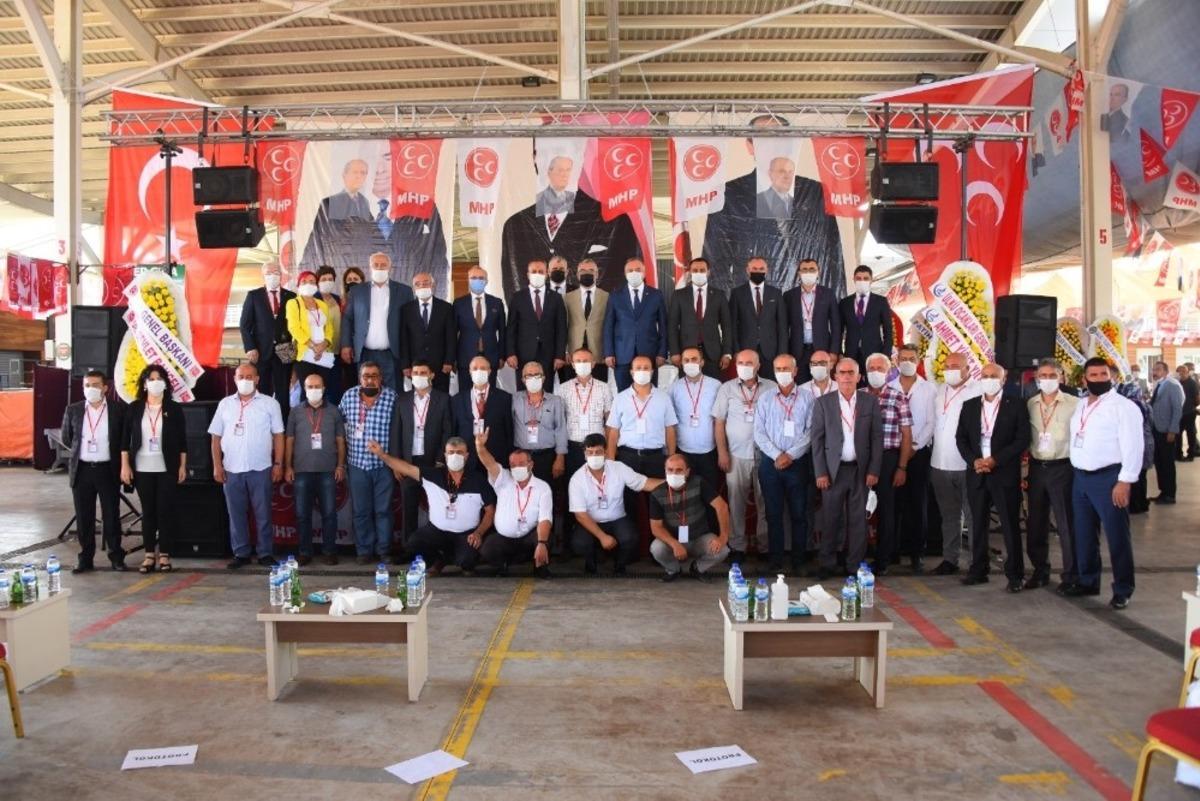 Salihli MHP&rsquo;de Mehmet Akın g&uuml;ven tazeledi