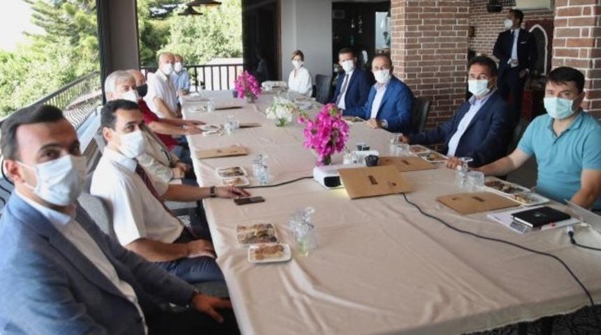 Bakan Çavuşoğlu Alanya HEP Üniversitesi’nin toplantısına katıldı