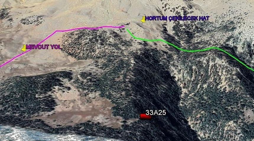 Pozantı'daki yangını 7 kilometre hortum çekerek kontrol altına aldılar