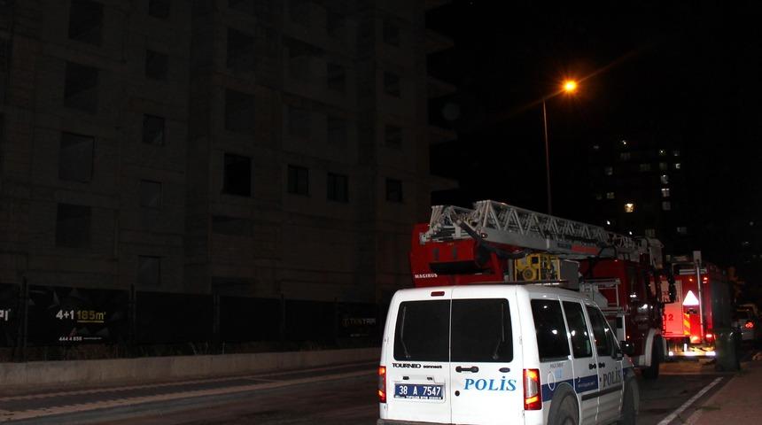 Kayseri'de intihara kalkışan genci polis ikna etti