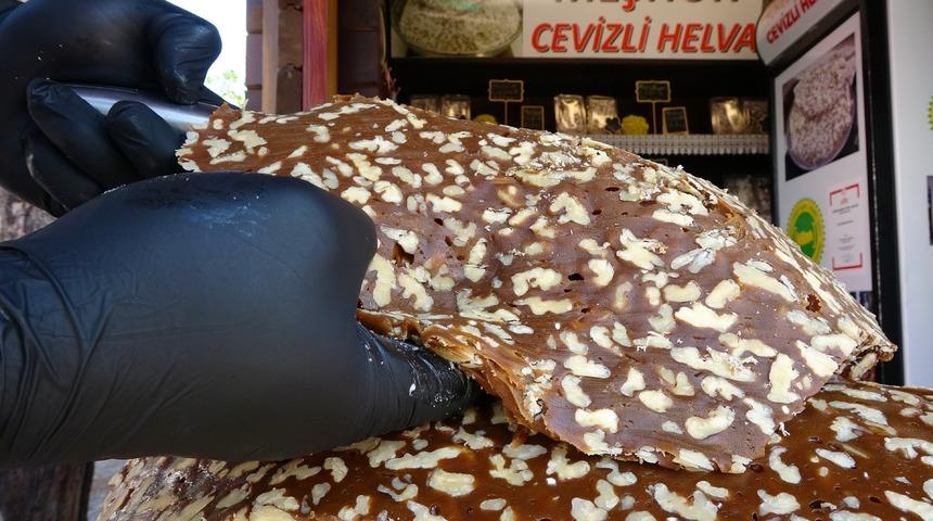 3 günde hazırlanıyor! Kışın vücudu sıcacık tutuyor...