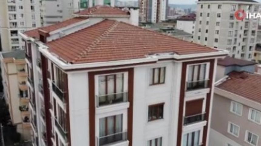 Ev sahibi çilingire izin vermedi! Balkonda 5 gün boyunca mahsur kaldı