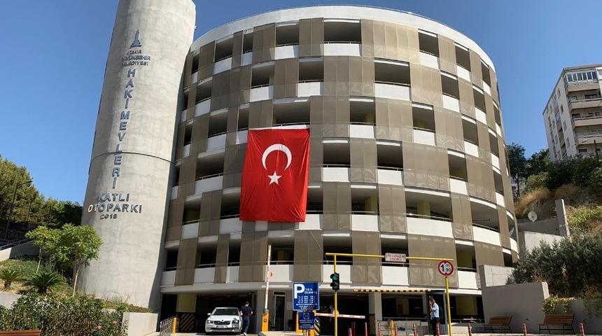 İZELMAN&rsquo;dan sağlık&ccedil;ılar i&ccedil;in &uuml;cretsiz otopark hizmetine devam kararı