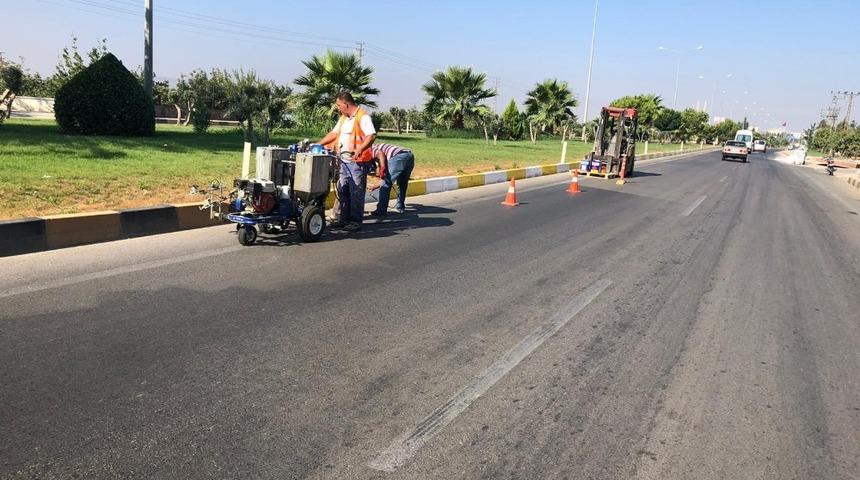 Bord&uuml;r taşları boyanıyor