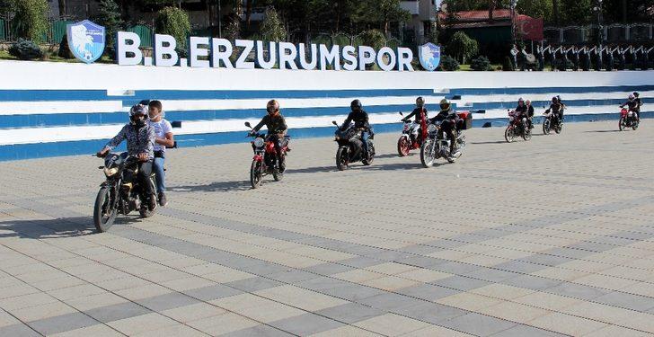 Bisiklet ve Motor tutkunlarından, Yunanistan ve Fransa’ya tepki G5