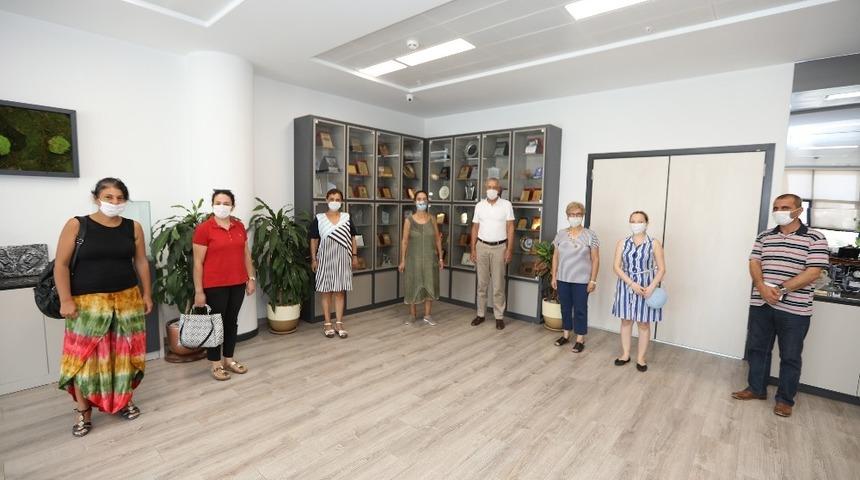 Üretici kadın kooperatifi, Mezitli’yi çiçeklerle donatacak