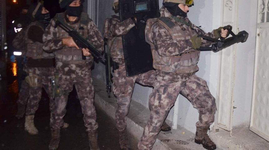 Bursa&rsquo;da FET&Ouml;/PDY operasyonu: 12 g&ouml;zaltı