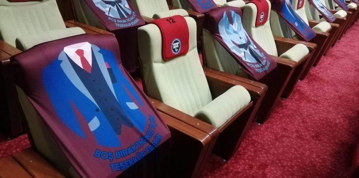 Erzurum Devlet Tiyatrosu ‘Ölümcül Oyun’ ile perde dedi G4