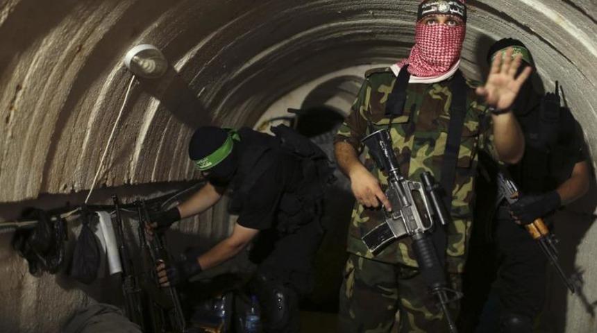 'Batık iki İngiliz gemisinde y&uuml;zlerce m&uuml;himmat bulduk'