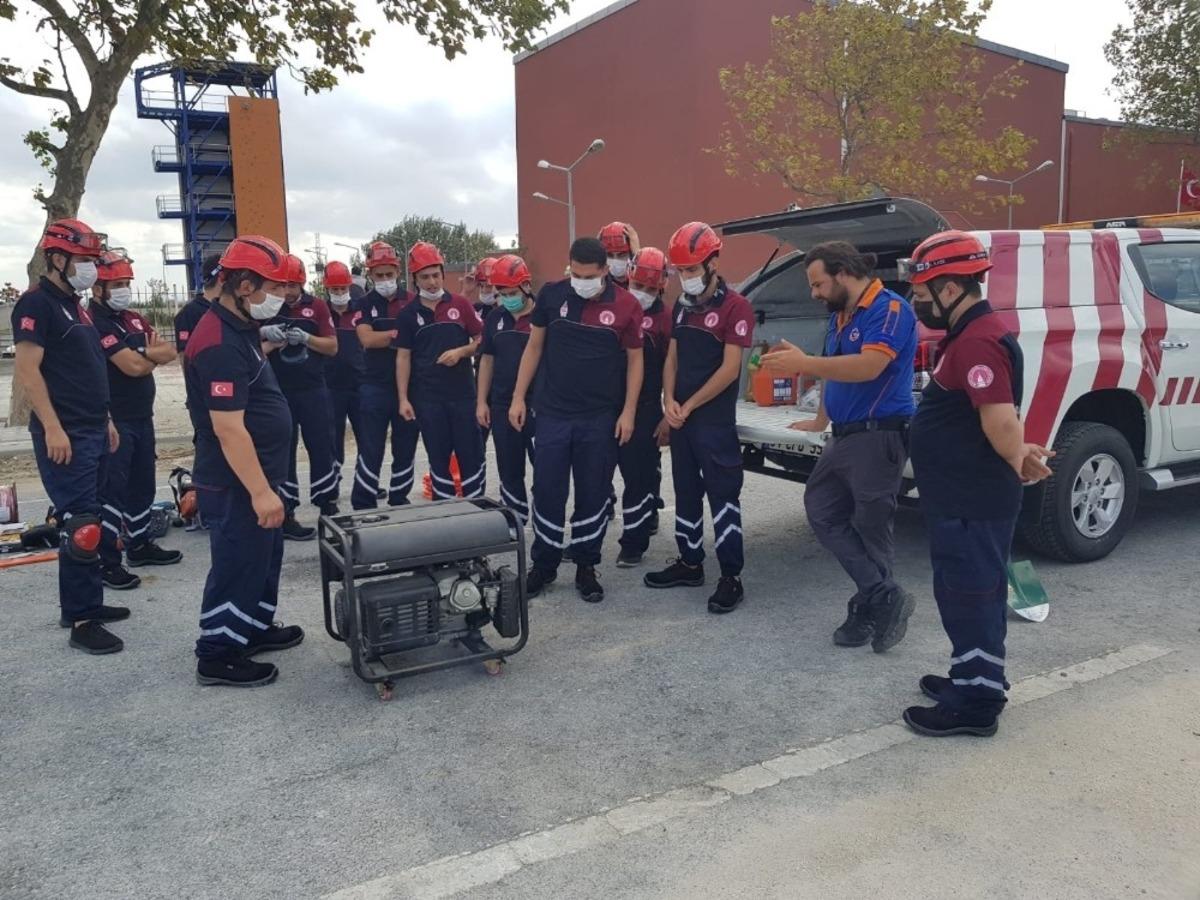 Beyoğlu&rsquo;nda afetlere hazırlık &ccedil;alışmaları yapıldı