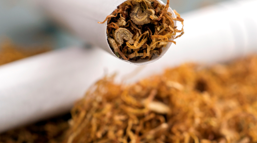 Sigara koronavir&uuml;s riskini 14 kat artırıyor