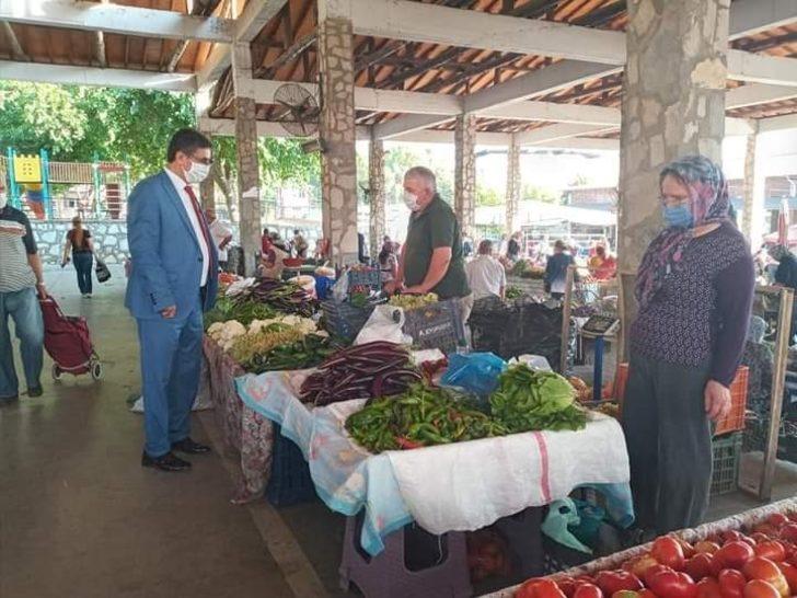 Başkan İnal’dan pazar ziyareti G4