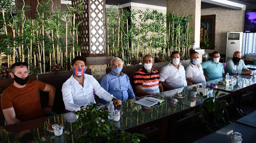 S&ouml;kespor y&ouml;netimi basın mensuplarıyla bir araya geldi