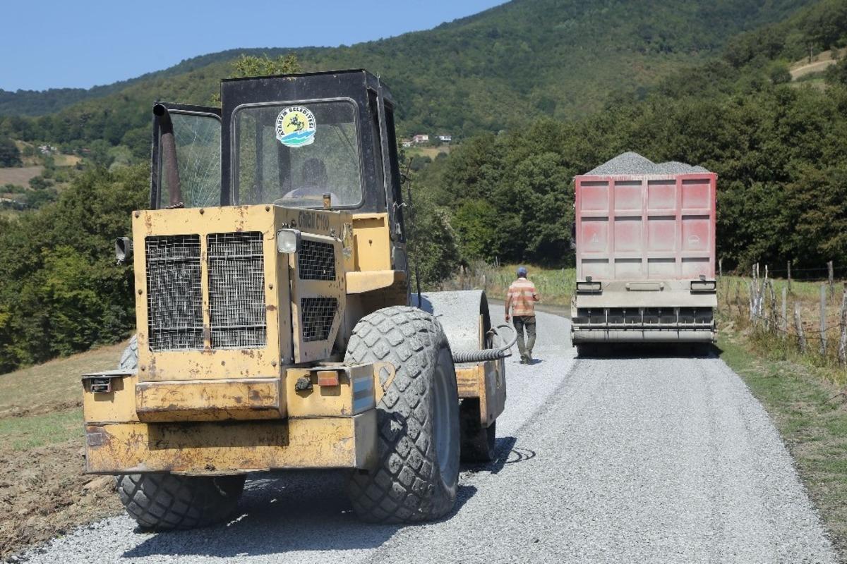 Atakum Belediyesi&rsquo;nden kırsal mahallelere 113 bin metrekare yol