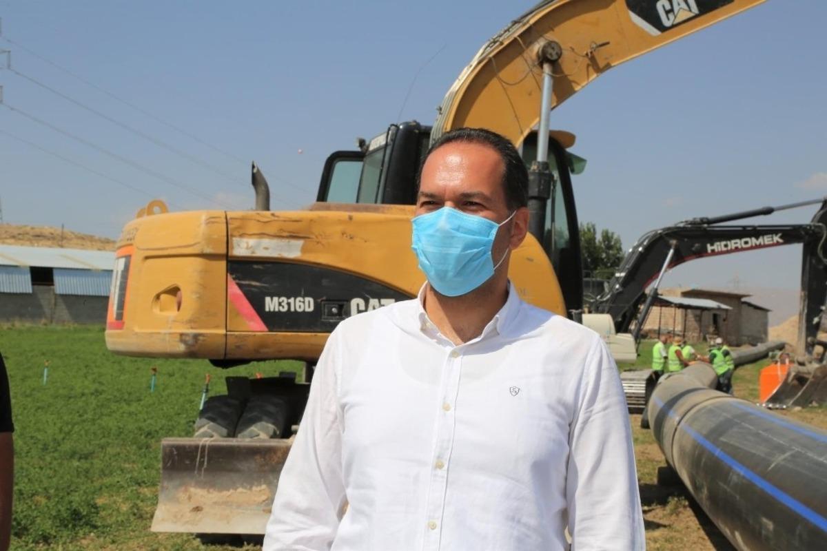 Covid-19&rsquo;u Atlatan Başkan &Ouml;zdemir Asbestli Boruların Değiştiği alanlara İnceleme yaptı