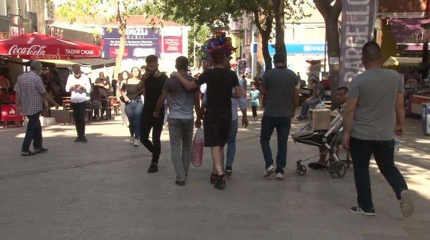 Denizli&rsquo;de bir haftada maske takmayanlara 394 bin 200 TL cezai işlem uygulandı