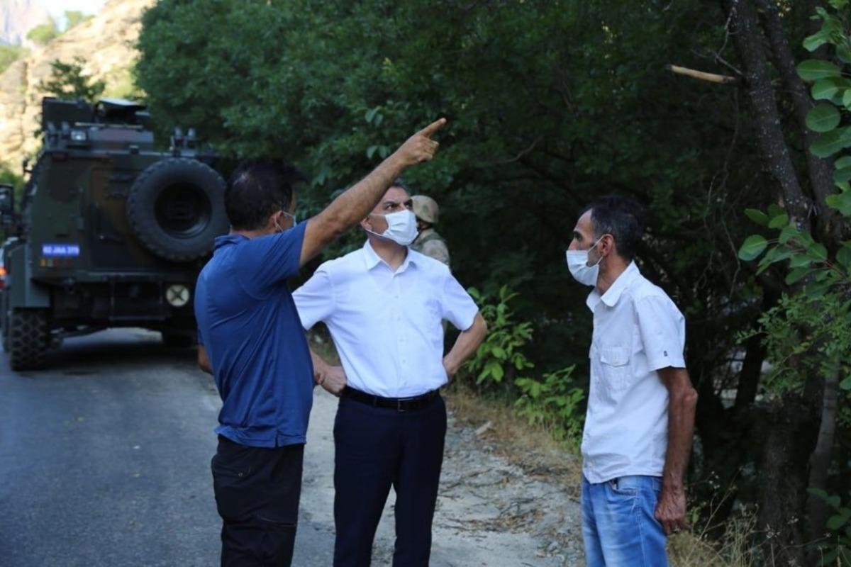 Vali &Ouml;zkan, kayıp iki kardeşin arama &ccedil;alışmalarını yerinde takip etti