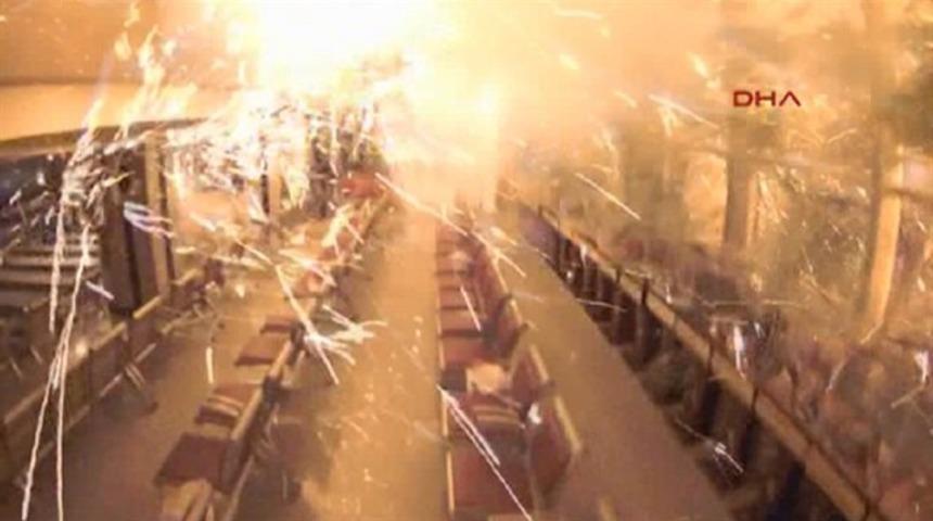 15 Temmuz'da TBMM'yi vuran pilotlara telsizden hedef tarifi yapmıştı! Kendini b&ouml;yle savundu