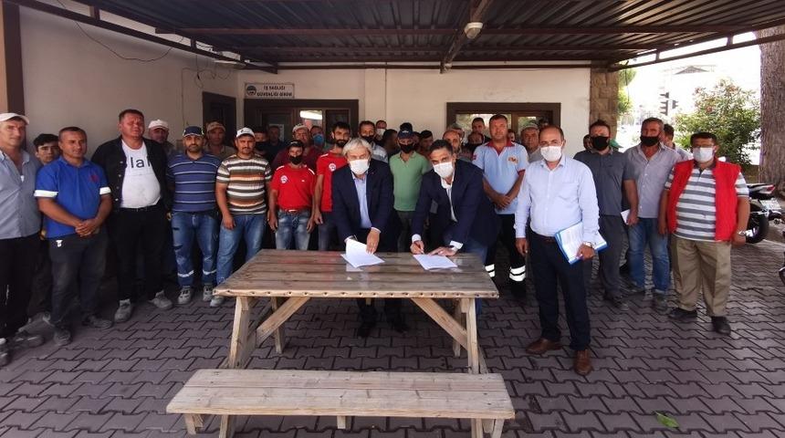 Osmaneli Belediyesi b&uuml;nyesindeki şirket &ccedil;alışanları Toplu İş S&ouml;zleşmesi imzaladı