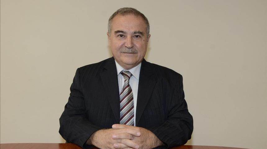 ESOG&Uuml; &Ouml;ğretim &Uuml;yesi Prof. Dr. &Ouml;zden temel ilk yardım uygulamalarını anlattı