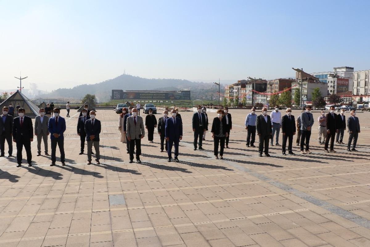 Karab&uuml;k&rsquo;te "İlk&ouml;ğretim Haftası" kutlandı