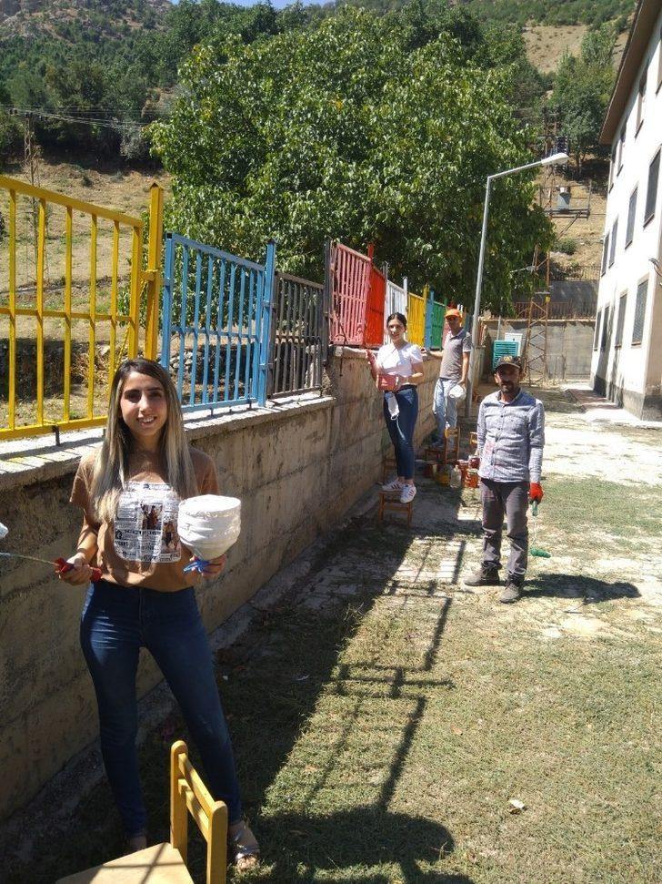 Şırnak’ta öğretmenlerden örnek davranış G3