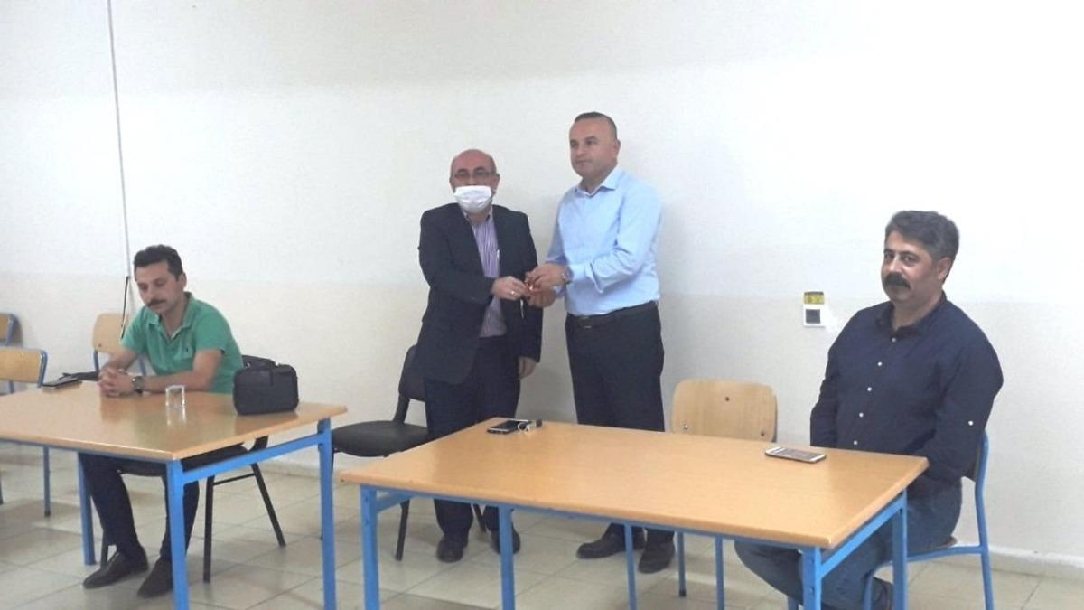 Şube M&uuml;d&uuml;r&uuml; &Ouml;zdemir i&ccedil;in veda yemeği