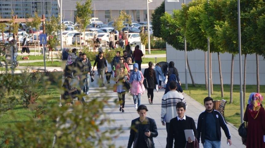 EBY&Uuml;&rsquo;de 2020-2021 eğitim-&ouml;ğretim yılı g&uuml;z yarıyılında uygulanacak model hakkında senato kararı