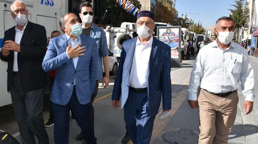 Milletvekili Arvas&rsquo;tan esnaf ve vatandaş ziyareti